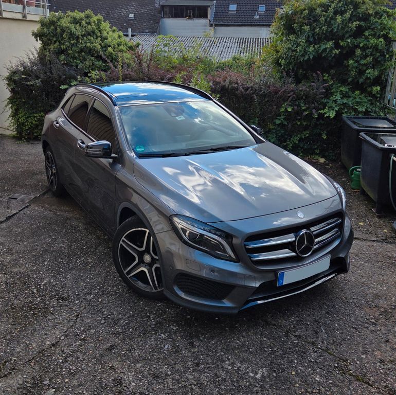 Mercedes-Benz GLA 220 82.000 km 19.500 € Temmels 54441