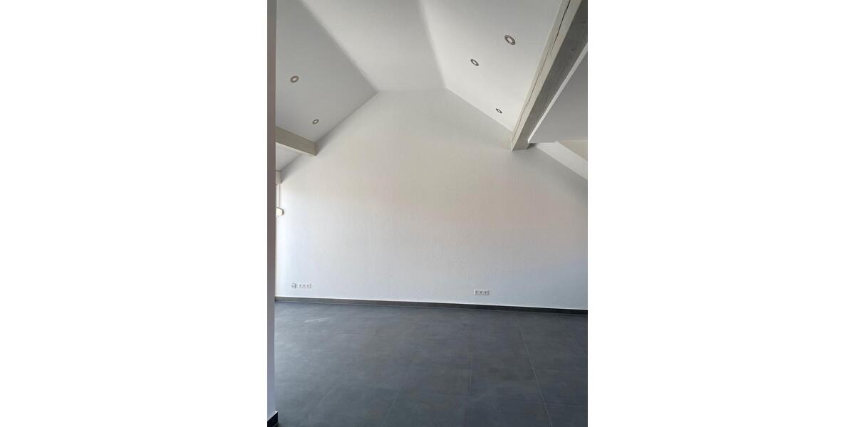 Dachgeschoßwohnung Rheinstetten - 3 Zimmer, 99 m&sup2;, 1.050&euro; | Angebot:26670366