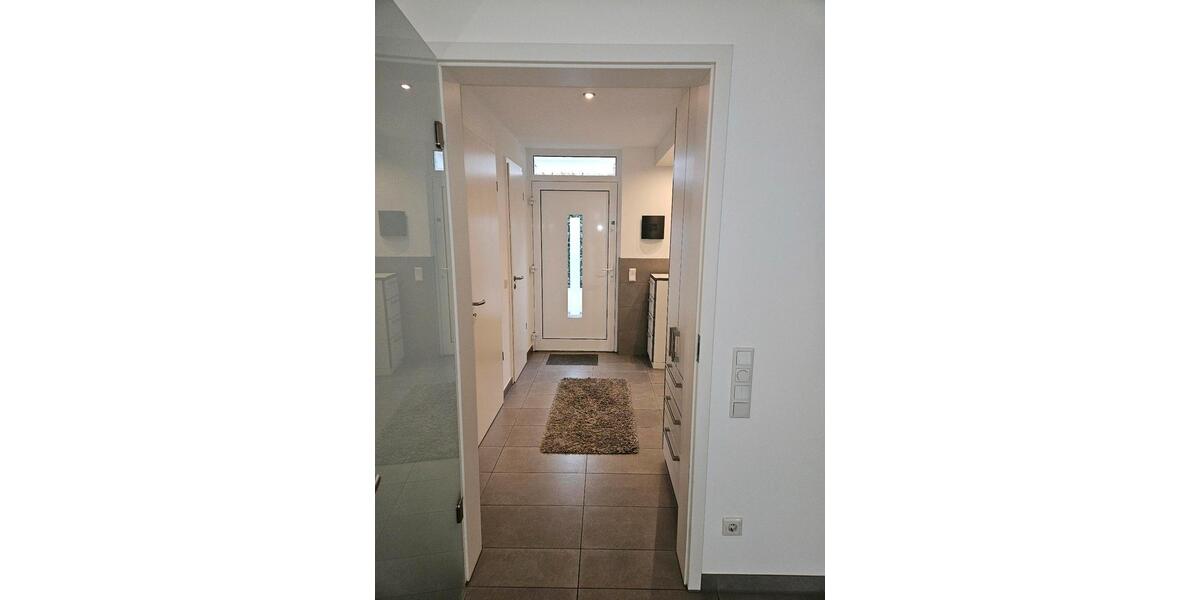 Reihenhaus Warendorf - 4 Zimmer, 142 m&sup2;, 1.800&euro; | Angebot:25352187