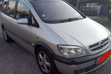 Opel Zafira 158.000 km 3.500 € Berlin 10407