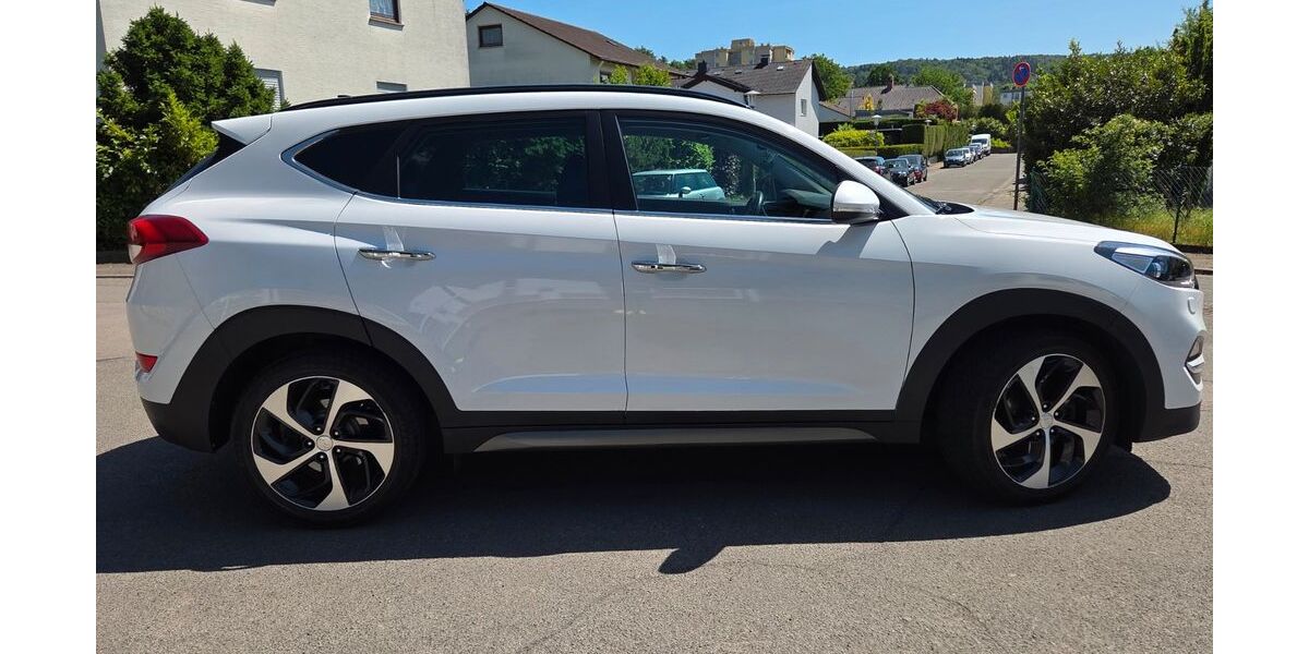 Hyundai TUCSON 85.000 km 15.400 &euro; Kaiserslautern 67663
