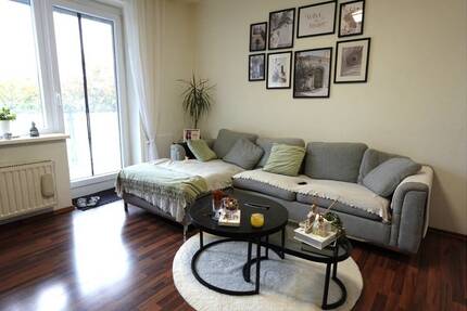 Wohnen in zentraler Lage: 3 Zimmer mit Balkon und Garage 3 zimmer