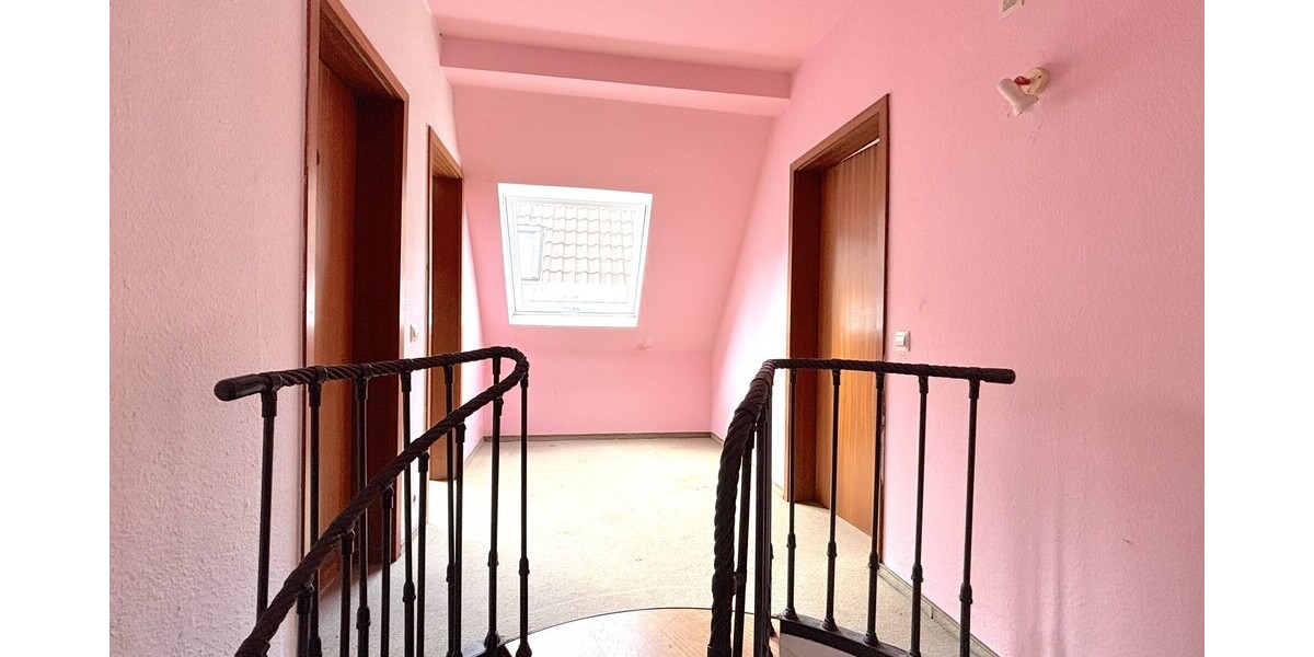 Zentrale Lage: 3-Zimmer Maisonettewohnung zur freien Gestaltung - Maisonettenwohnung Gernsbach | Angebot:26748184