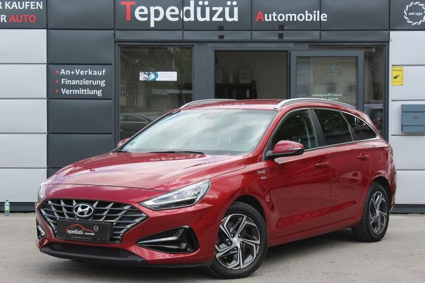 i30