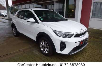 Kia Stonic 21.610 km 13.490 &euro; Stralsund 18437