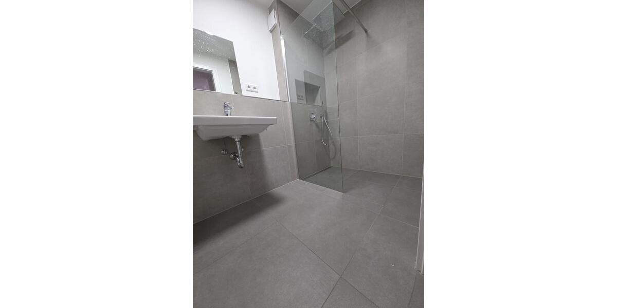 Etagenwohnung Hilden Forstbach - 3 Zimmer, 110 m&sup2;, 1.590&euro; | Angebot:26364638