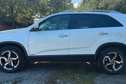 Kia Sorento 153.800 km 11.999 € Marbach 71672