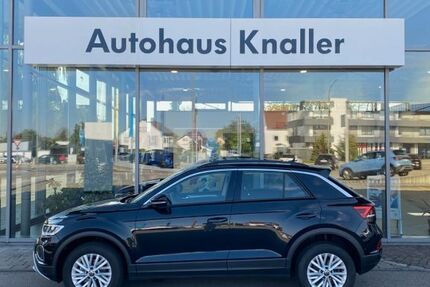 VW T-Roc 4.425 km 31.600 € Königsbrunn 86343