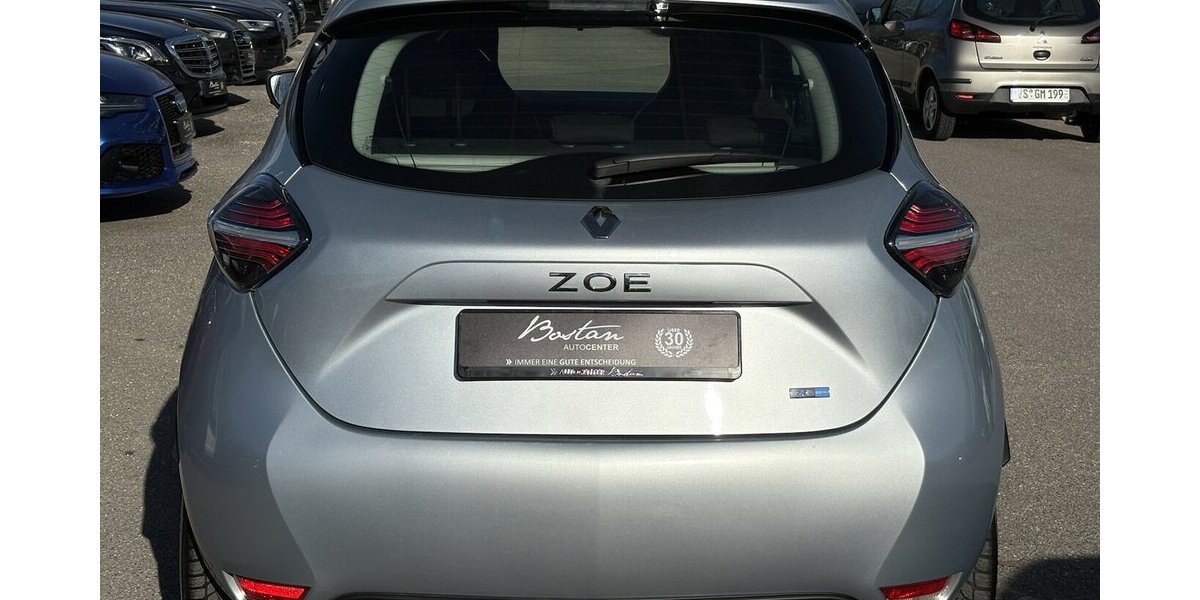 Renault ZOE Life/KEYLESS/LENKHZ./TEMPOMAT/1.HAND 62.409 km 12.900 &euro; Villingen-Schwenningen 78054