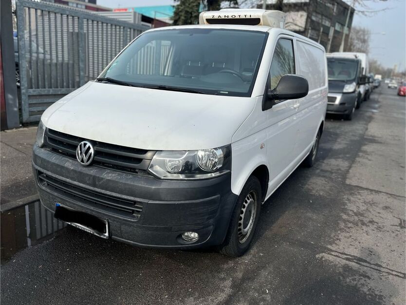 VW T5 Transporter 333.000 km 6.990 € Frankfurt am Main 65933