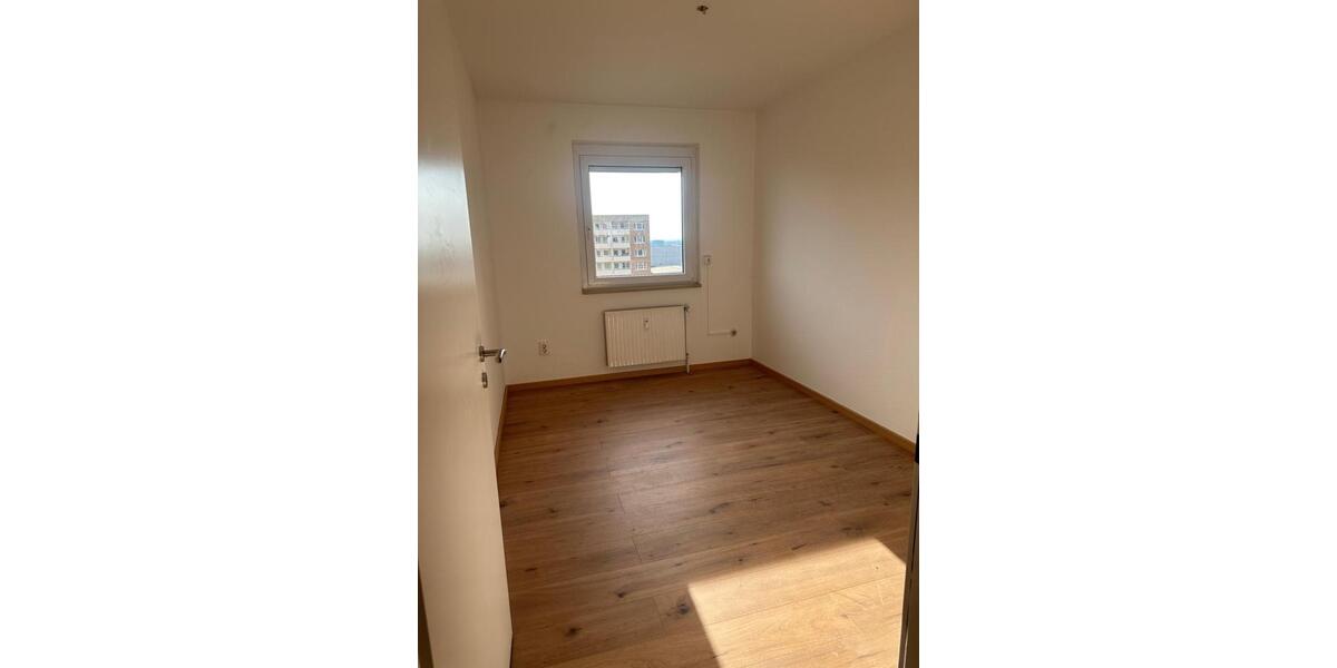 Etagenwohnung Bensheim - 3 Zimmer, 95 m&sup2;, 1.100&euro; | Angebot:26317159