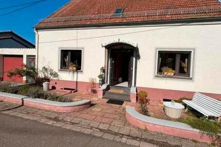 Großes EFH in ruhiger Lage - Überroth-Niederhofen 6 zimmer