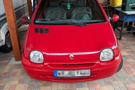 Renault Twingo 173.000 km 999 &euro; Oranienbaum 06785