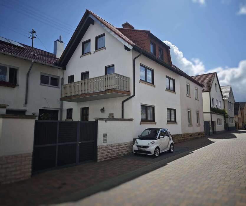 Haus zum Mieten in Neustadt 1.100 € 125 m²
