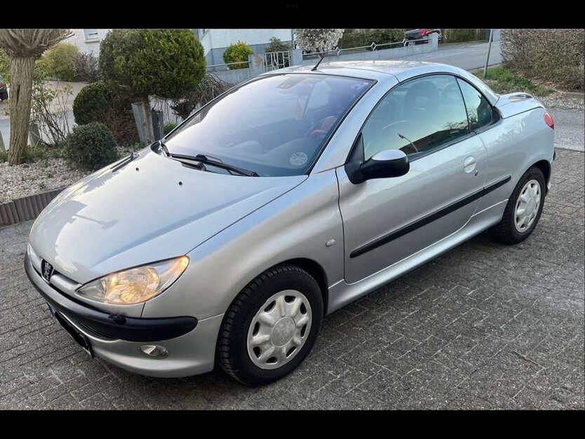 Peugeot 206 CC 230.000 km 1.990 € Enger 32130