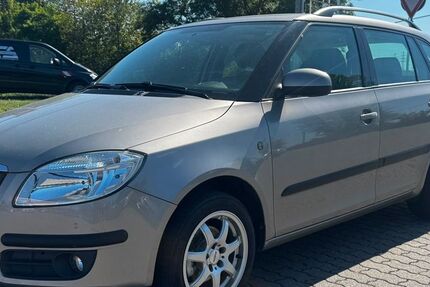 Skoda Fabia 125.981 km 4.999 &euro; Schkopau 06258
