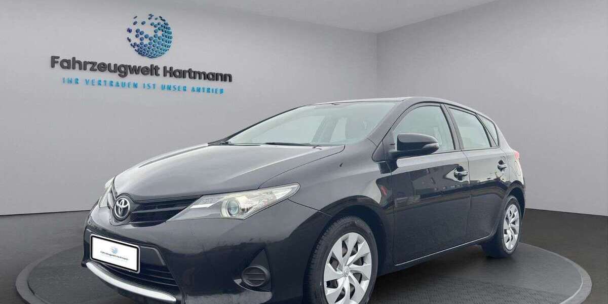 Toyota Auris 60.596 km 9.990 &euro; Andernach 56626