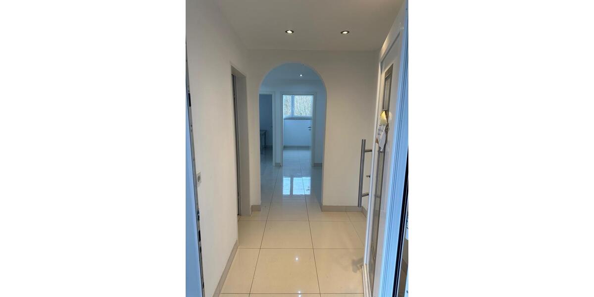 Sembach: Moderne, geräumige 5 ZimmerWohnung zu vermieten! 5 zimmer