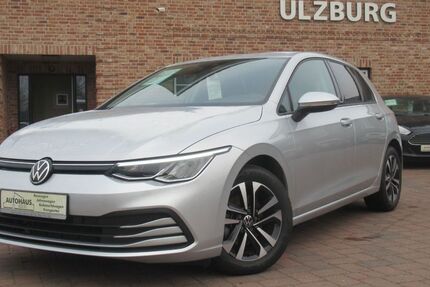 VW Golf 24.331 km 17.900 &euro; Henstedt Ulzburg(20 km nördlich von HH-direkt an der A7) 24558
