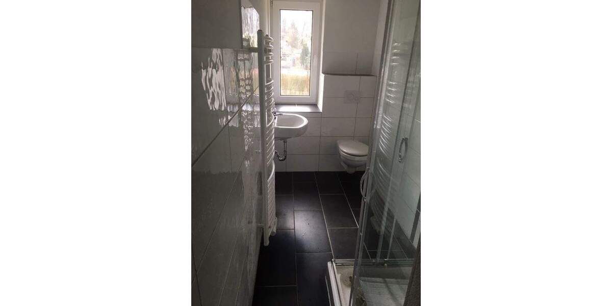 Etagenwohnung Teuchern - 2 Zimmer, 53 m&sup2;, 45.000&euro; | Angebot:26703157