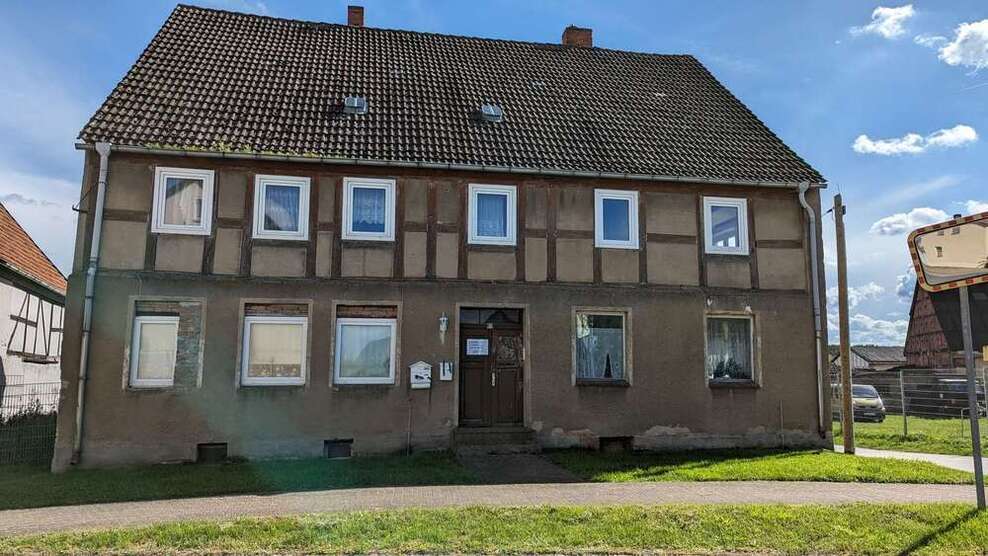 Haus zum Kaufen in Havelberg OT Jederitz 14.000 € 285 m²