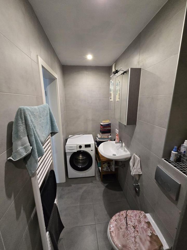 2 Zimmer Wohnung in Zentrum von Wesel mit neuwertiger Küche zimmer