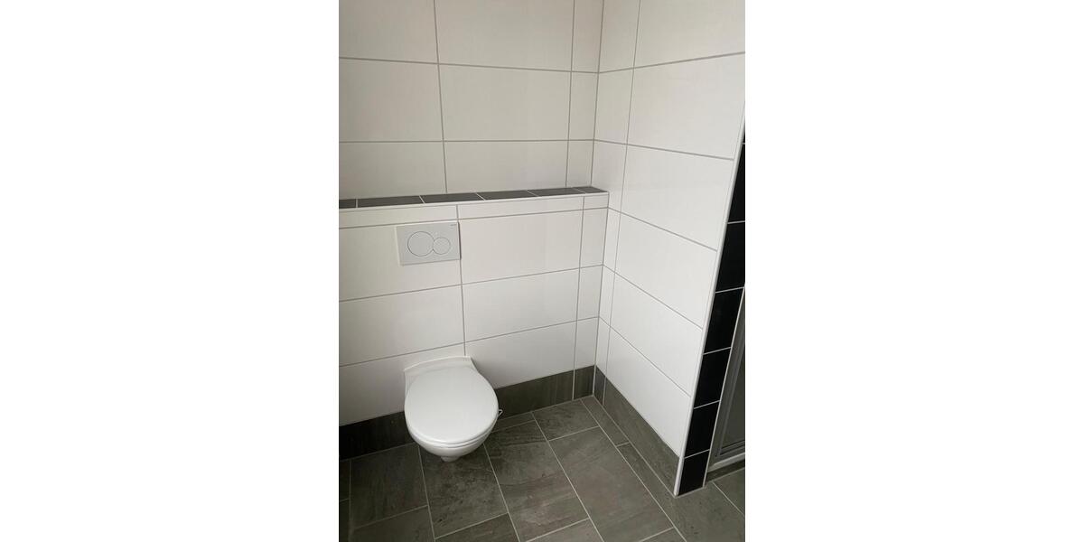 Erdgeschoßwohnung Nordenham - 2 Zimmer, 100 m&sup2;, 1.090&euro; | Angebot:25613478