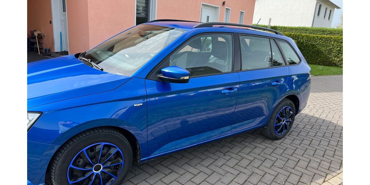 Skoda Fabia 83.000 km 14.300 &euro; Eisenach 99817