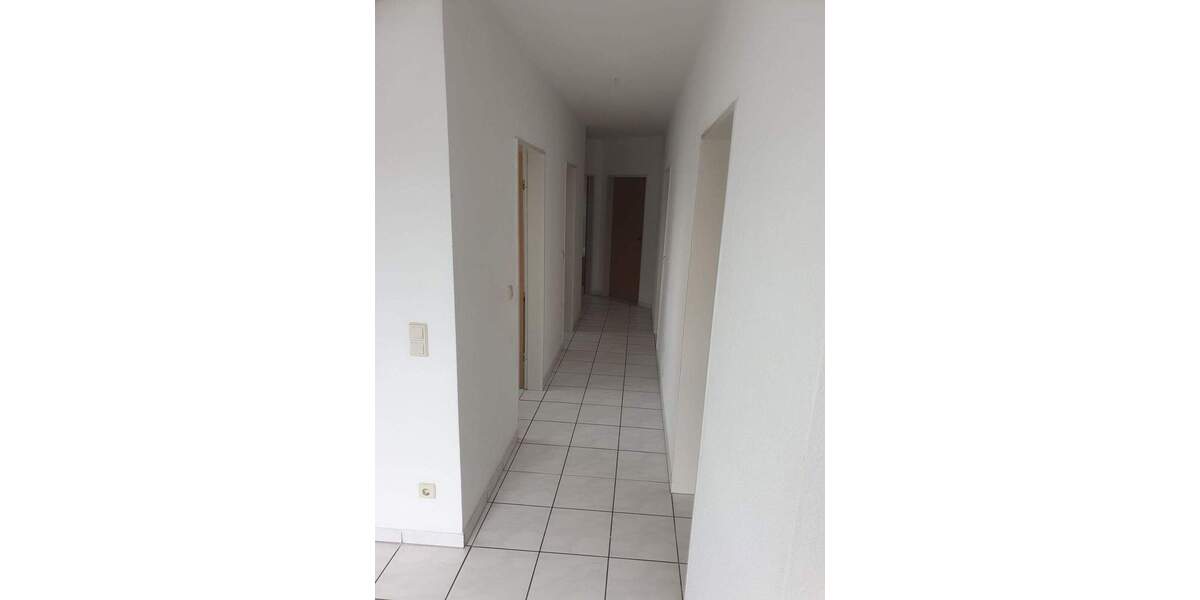 Etagenwohnung Weißenthurm - 4 Zimmer, 96 m&sup2;, 765&euro; | Angebot:24647845