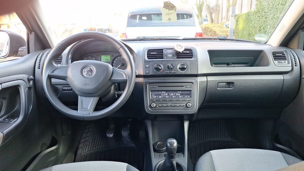 Skoda Fabia 88.000 km 4.500 &euro; Mönchengladbach 41238