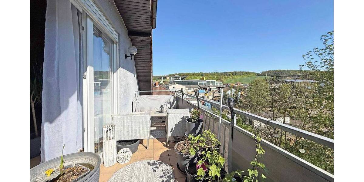Etagenwohnung Langgöns - 4 Zimmer, 120 m&sup2;, 260.000&euro; | Angebot:26570059