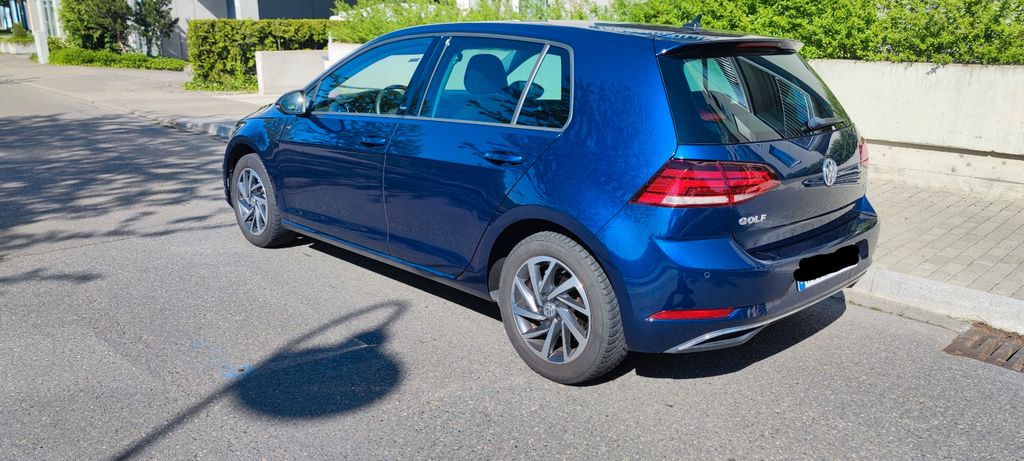 VW Golf 105.000 km 12.895 &euro; München 80686