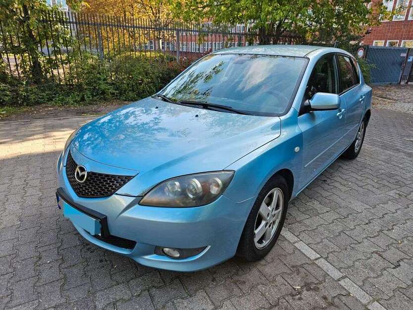 Mazda 3 200.000 km 2.700 € Berlin 13353