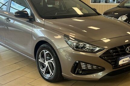 Hyundai i30 43.929 km 16.500 € Hennef 53773