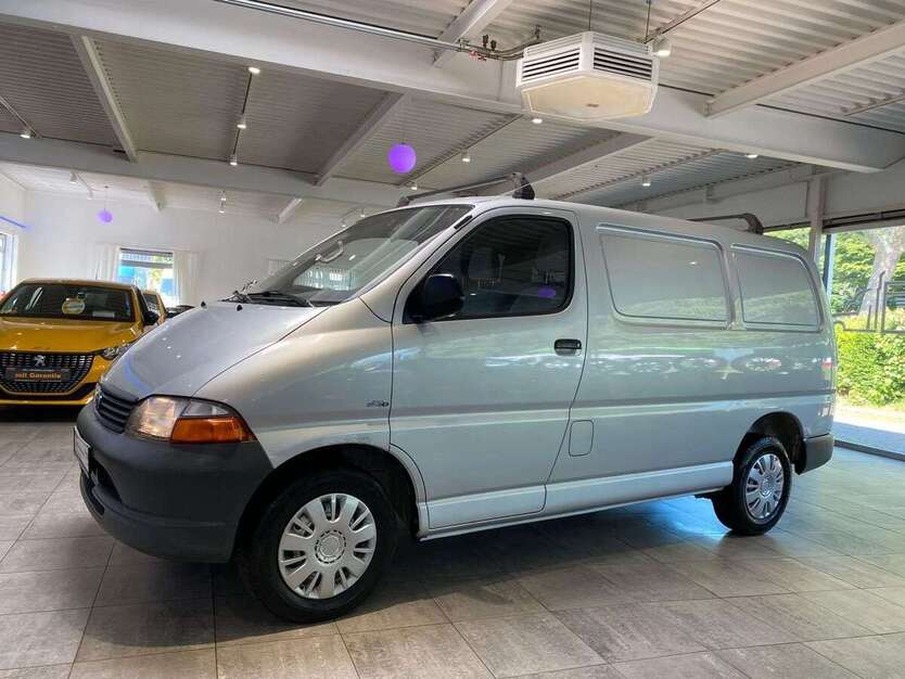 Toyota Hiace 450.000 km 6.900 € Datteln 45711