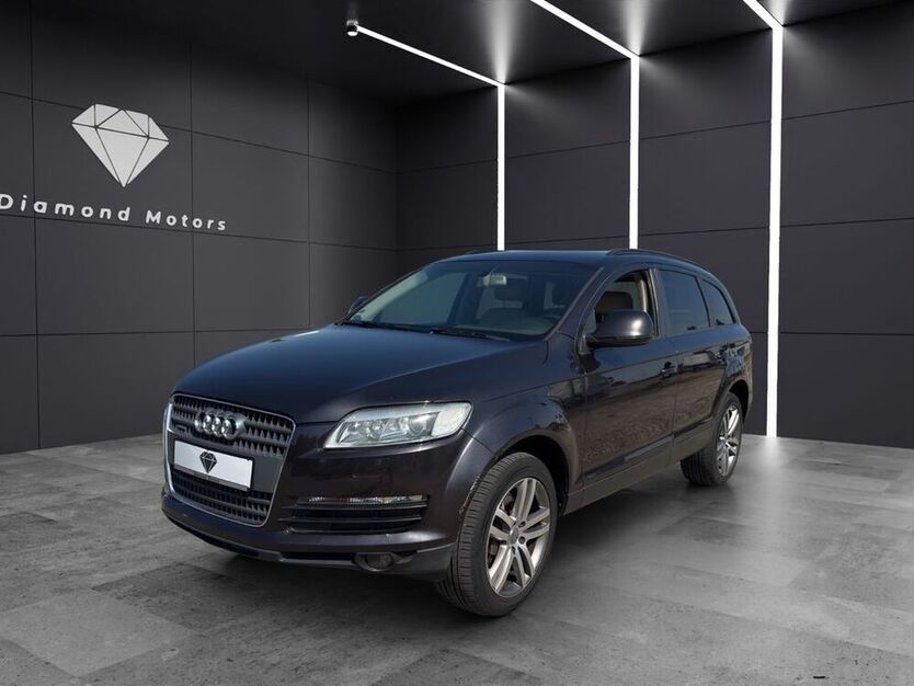 Q7