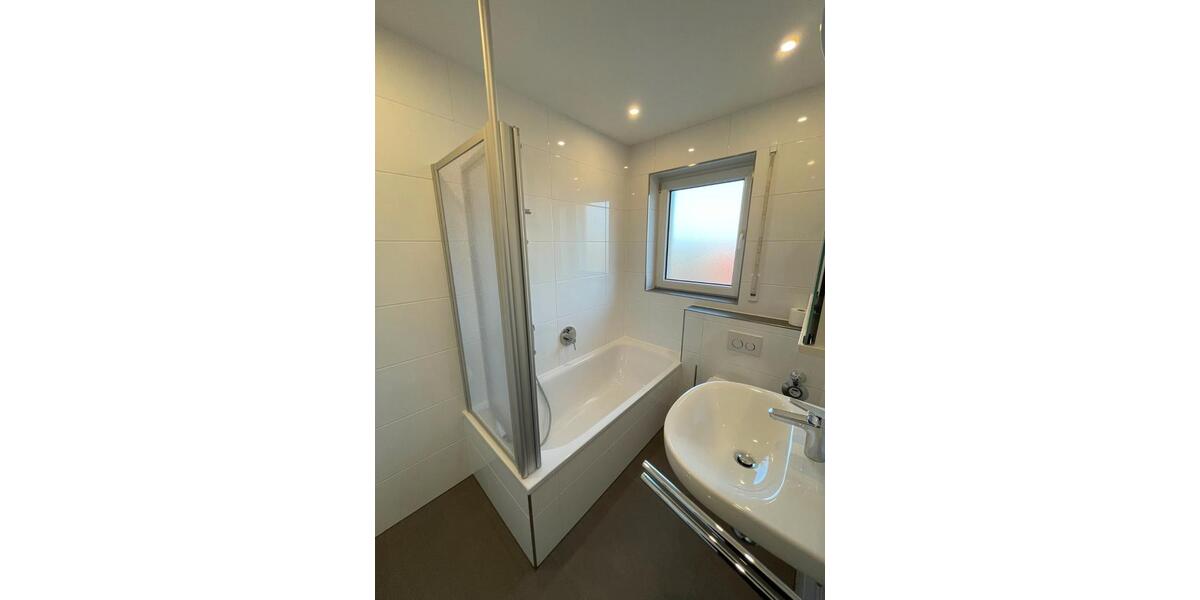 Etagenwohnung Cadolzburg - 3 Zimmer, 72 m&sup2;, 995&euro; | Angebot:26232090