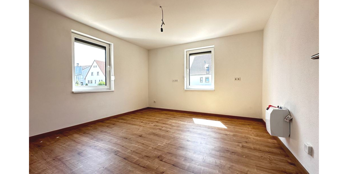 Mehrfamilienhaus, Wohnhaus Pleinfeld - 8 Zimmer, 208 m&sup2;, 619.000&euro; | Angebot:25730729
