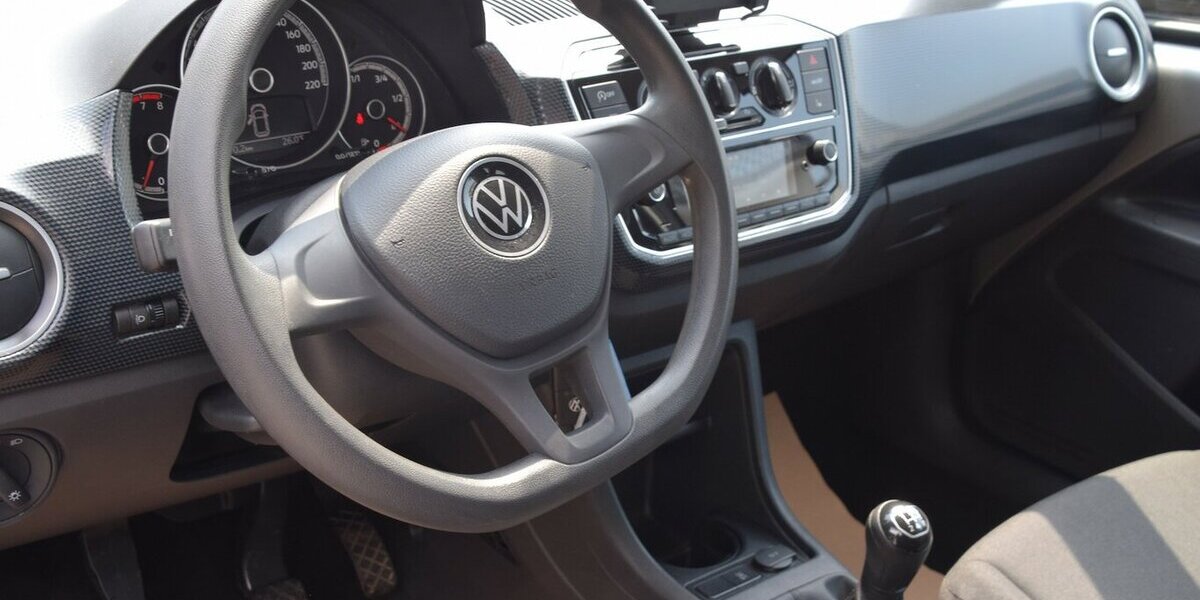 VW up! Move up Klima*maps & more*Sitzheizung + WR 80.000 km 9.480 &euro; Rastede 26160