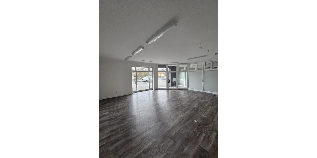 Gewerbeobjekt Künzell - 850&euro; | Angebot:26385444