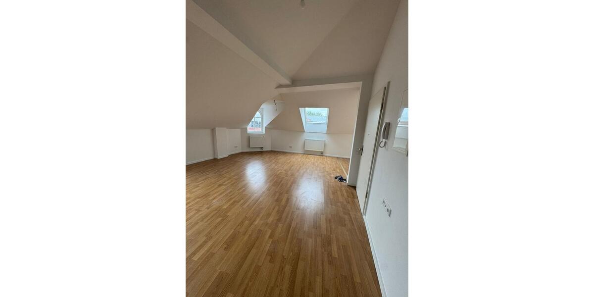 Dachgeschoßwohnung Berlin Treptow-Köpenick - 2 Zimmer, 63 m&sup2;, 1.225&euro; | Angebot:26633427