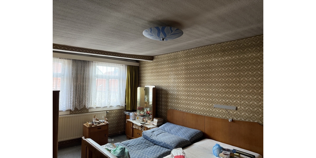 Charaktervolles Haus mit Potenzial - Mehrfamilienhaus, Wohnhaus Ohrdruf Marktstraße | Angebot:22431947