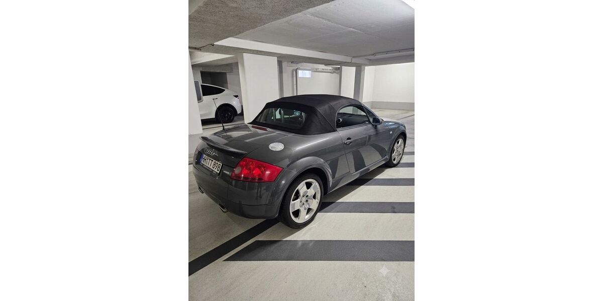 Audi TT 110.772 km 10.500 &euro; Hamburg 22765
