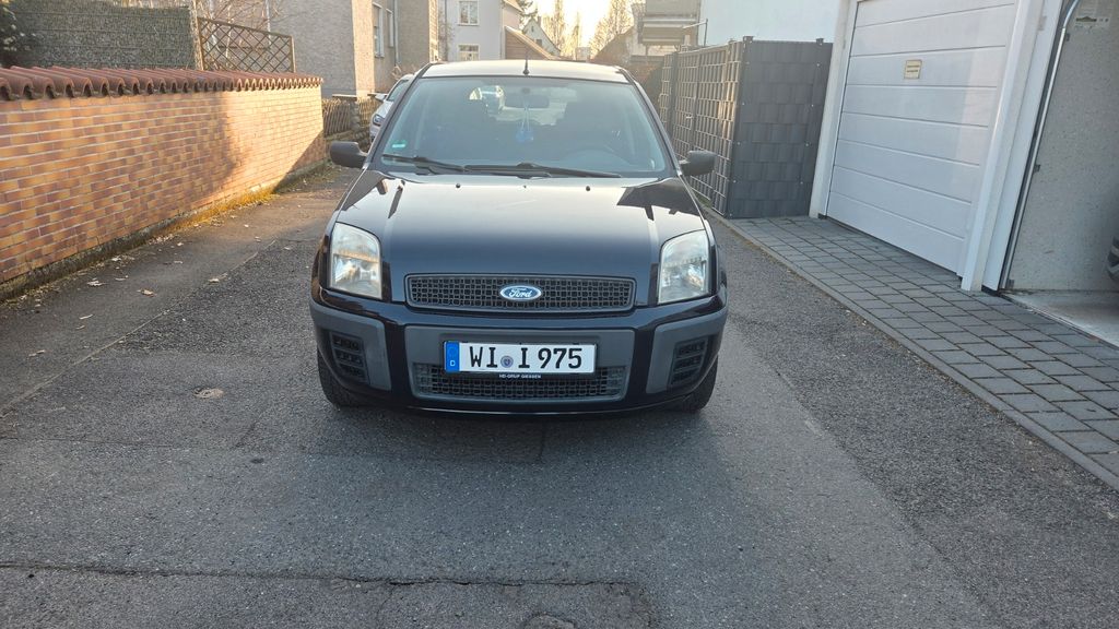 Ford Fusion 157.500 km 2.600 &euro; Mainz-Kastel 55252