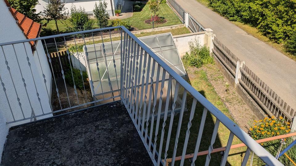 Älteres Einfamilienhaus mit Doppelgarage in Karlskron zur Miete
