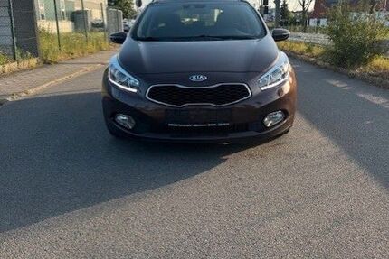 Kia ceed Sportswagon 104.000 km 10.450 &euro; Mannheim 68309