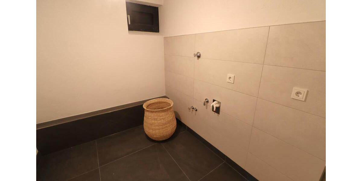 Maisonettenwohnung Hagen Dahl - 4 Zimmer, 210 m&sup2;, 1.800&euro; | Angebot:25904863