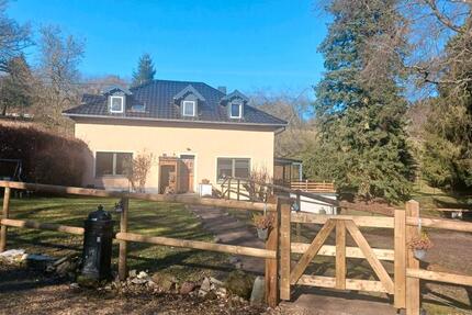 Haus Hellenthal - 8 Zimmer, 174 m&sup2;, 599.000&euro; | Angebot:26169890