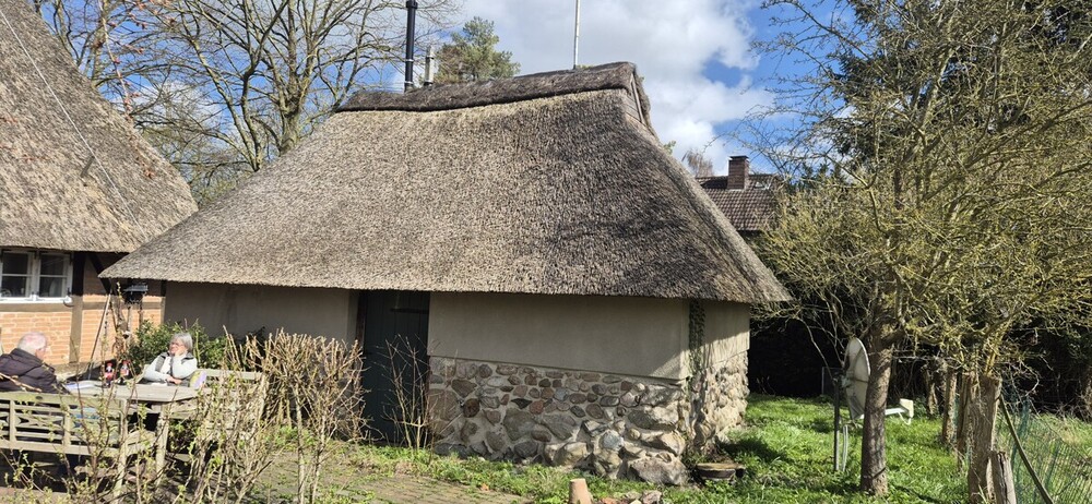 Einzigartiges Reetdach-Idyll von 1815 am Feldrand in Strandnähe - Bauernhaus, Landhaus Brodersdorf | Angebot:26905977