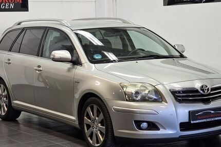 Toyota Avensis 149.000 km 4.450 &euro; Hechingen 72379
